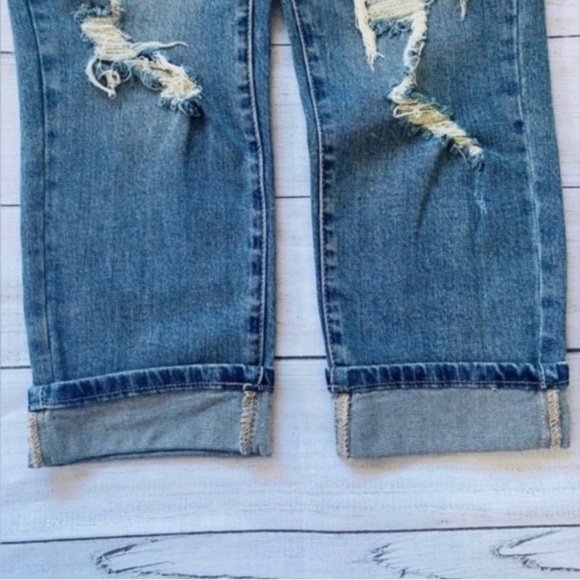 Fashion Nova High Rise Distressed Mom Jeans Size 5 (small) - Picture 6 of 6